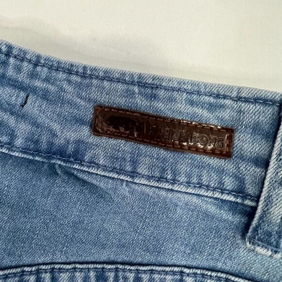 Billabong Jean Skirt Medium Rinse Denim Mini Sz 8 - Picture 4 of 7
